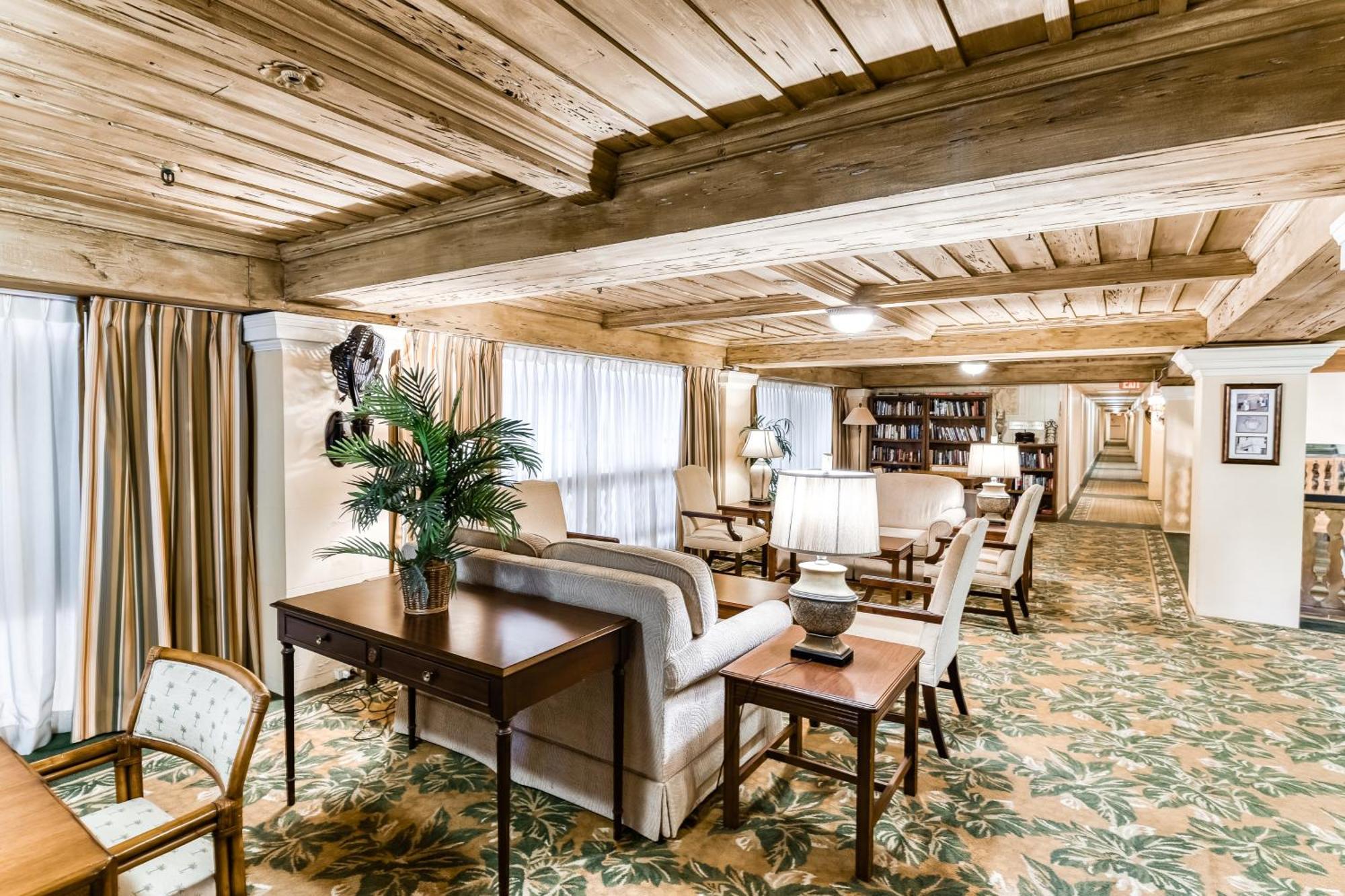 Palm Beach Hotel & Sunrise Cottage 객실 사진