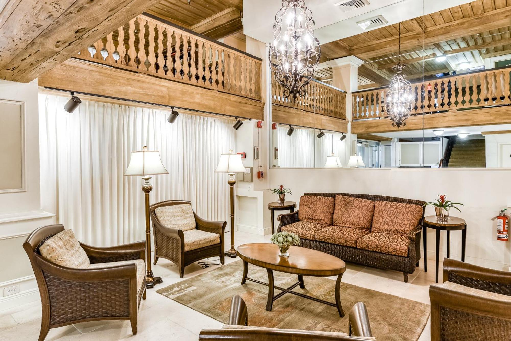 Palm Beach Hotel & Sunrise Cottage 객실 사진